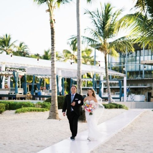 ashlierobert_pearlbeachclubwedding-24