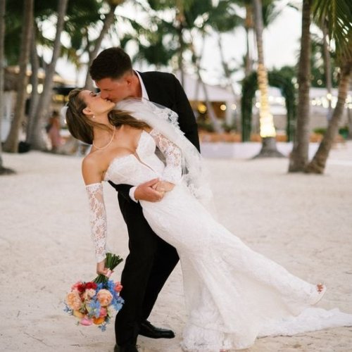 ashlierobert_pearlbeachclubwedding-35