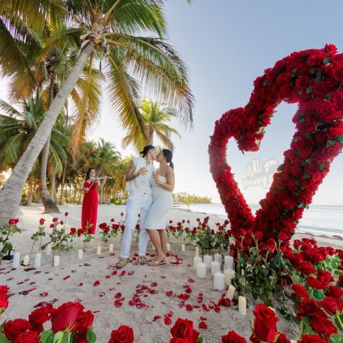 punta-cana-lesbian-engagement-26