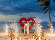 La demande en mariage féerique d’Adam et Ambar sur la plage de Punta Cana